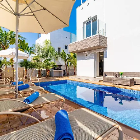 Nissini By Ezoria Willa