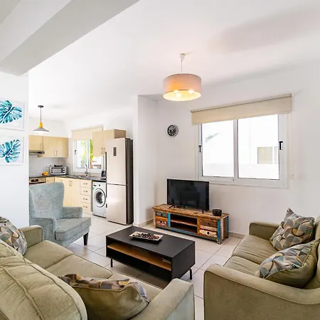 Nissini By Ezoria Ajia Napa